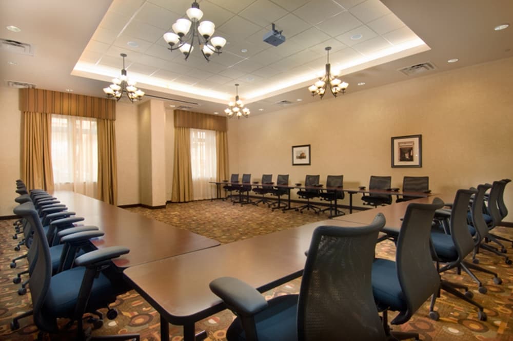 Drury Inn & Suites Flagstaff 37/41