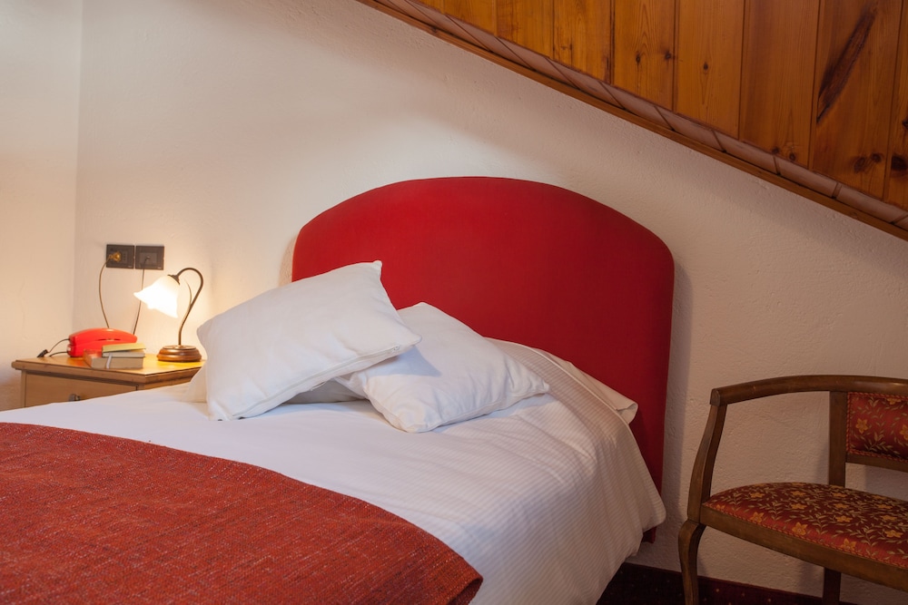 La Vallee Blanche Hotel 12/69