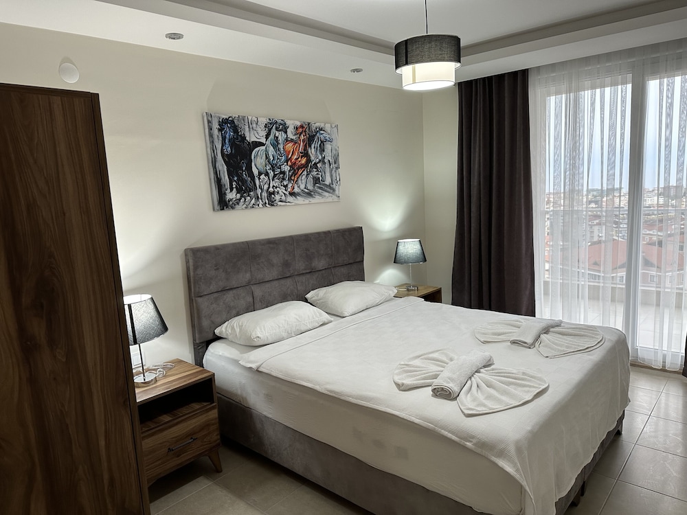 Almaris Resort Hotel 6/50