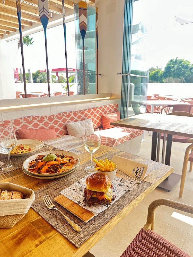 Punta Candor Suites 56/70
