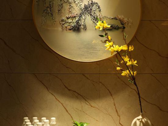 Taiyangcheng Hotel 24/24