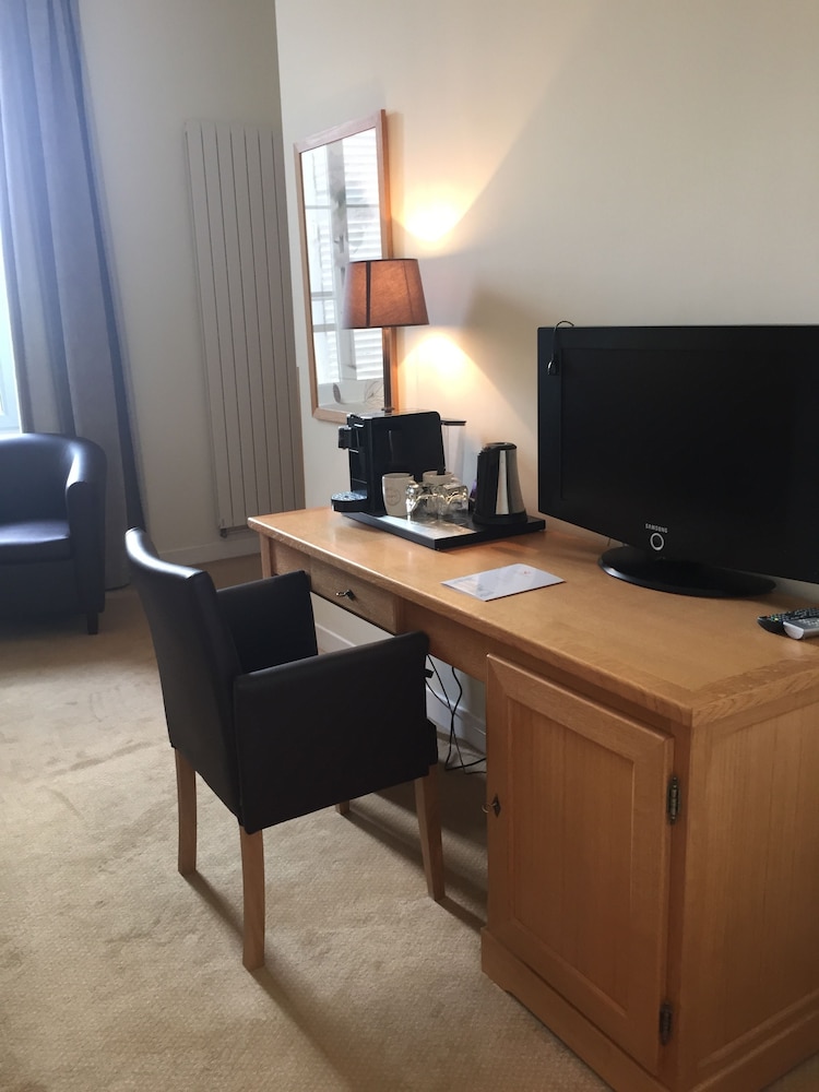 Hotel Saint Laurent 36/49