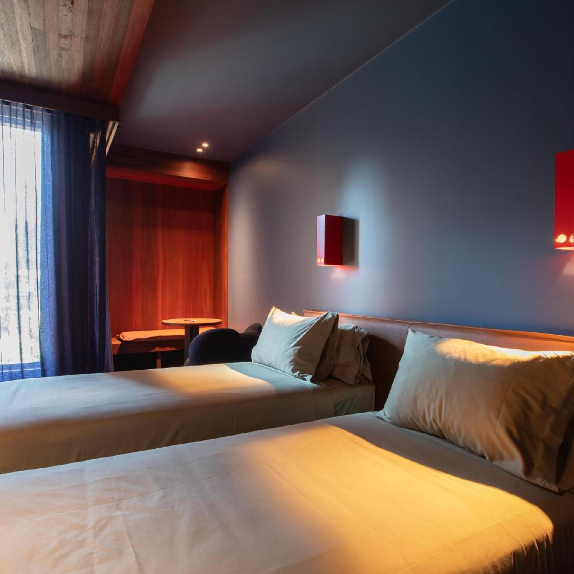 Room, Single Bed