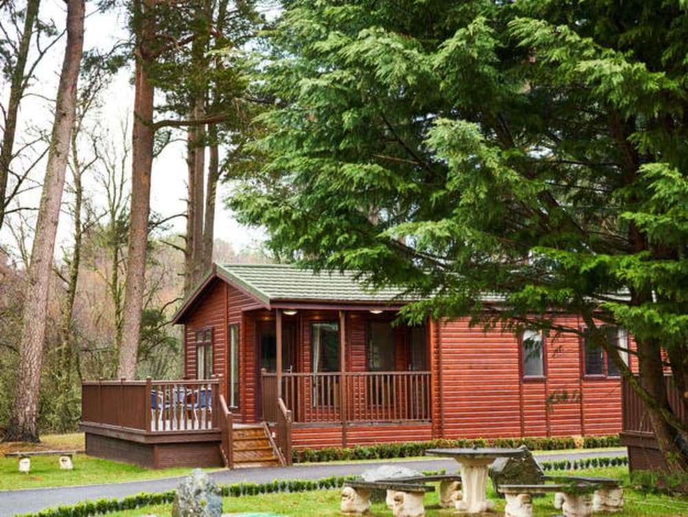 Woodland, Lodge, Cabin, Double and Twin Beds