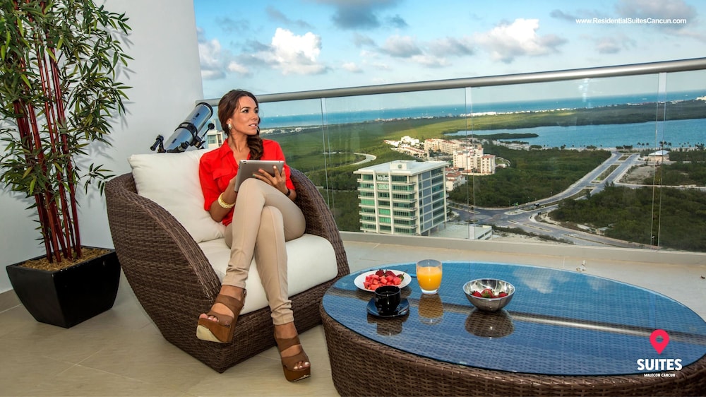 Suites Malecon Cancun 28/70
