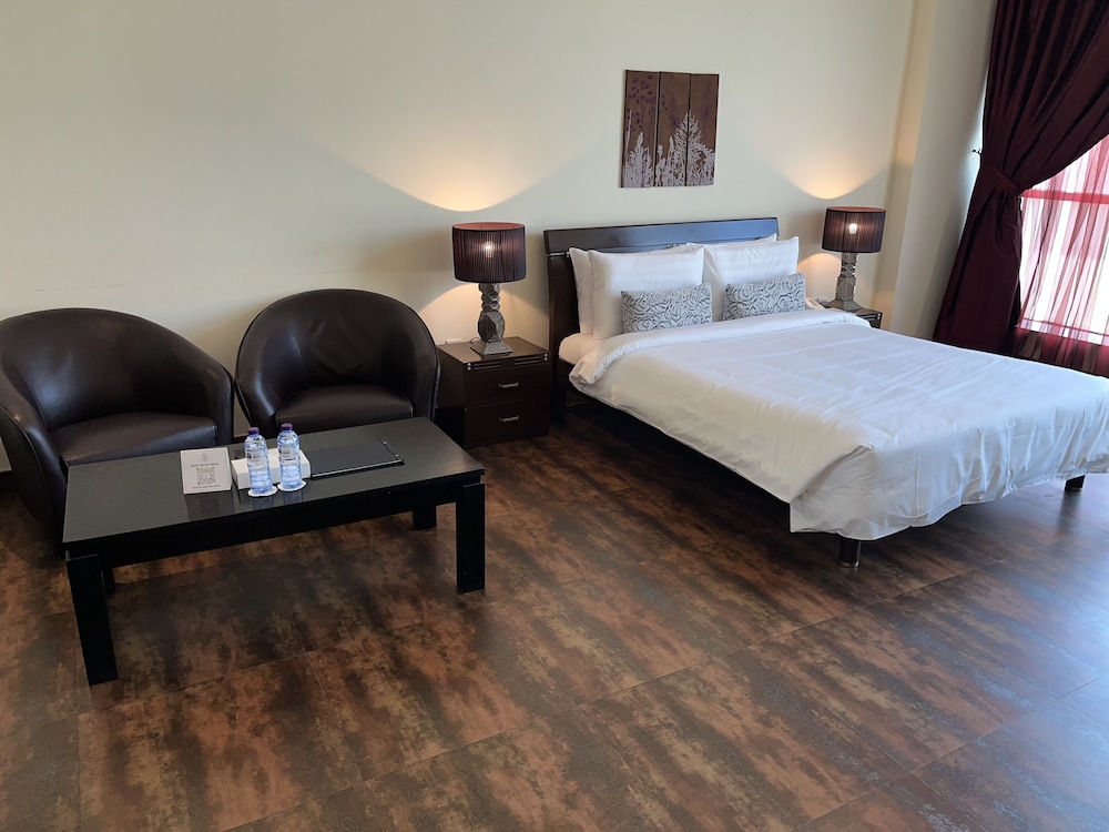 Al Manzil Hotel Bahrain 32/79