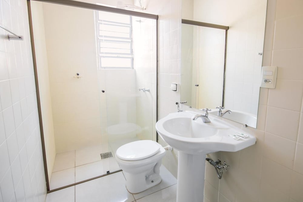 Hotel Euro Suite Pocos de Caldas By Nacional Inn 48/50