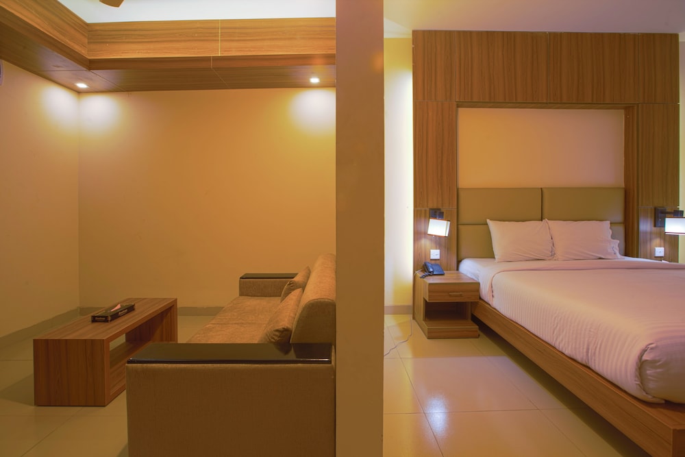 Neeshorgo Hotel And Resort Ltd 18/45