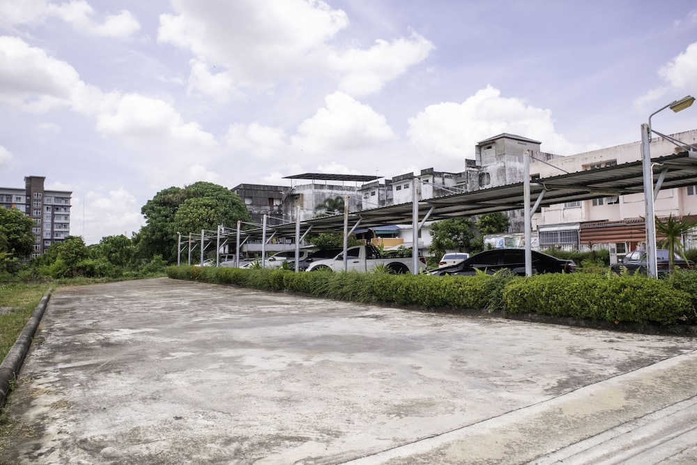 Chawlada Hotel 31/37