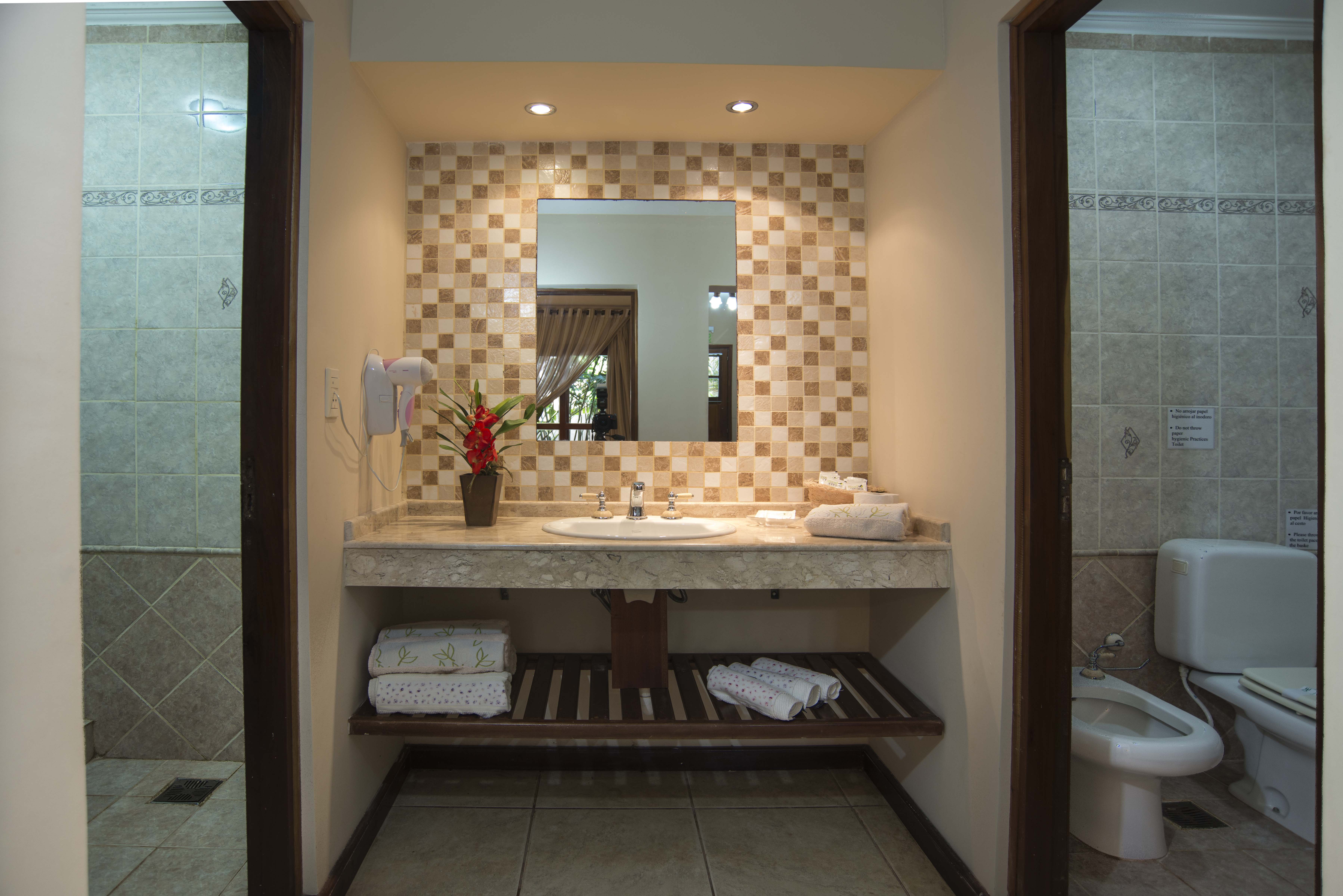 Arami Hotel & Lodge 15/15
