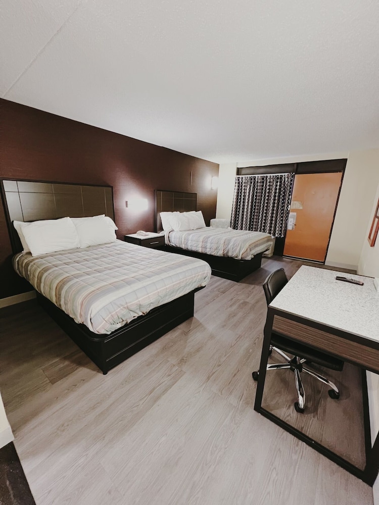 Travel Inn New Castle Airport 12/57