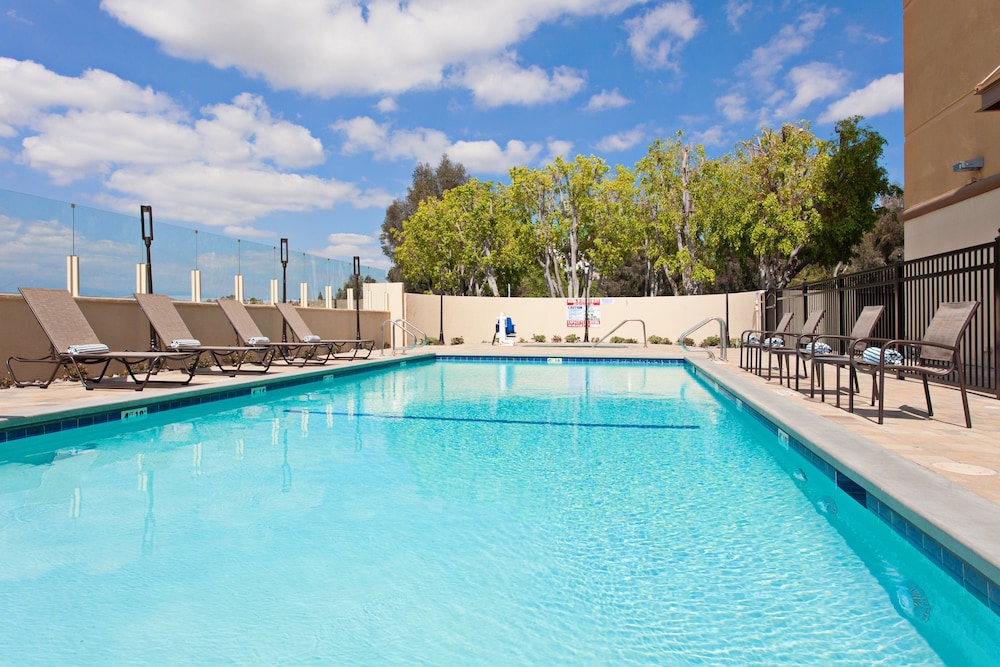 Holiday Inn Diamond Bar in DIAMOND BAR - CA