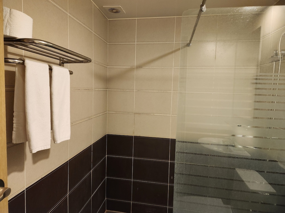 Navis Hotel & Pension 41/41