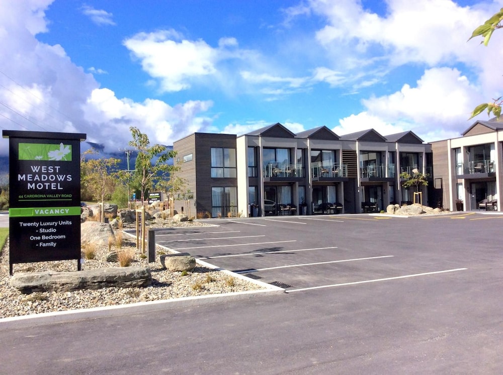 West Meadows Motel of Wanaka 42/50