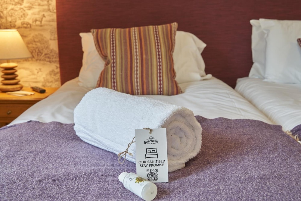 The Cotswold Gateway Hotel 18/25