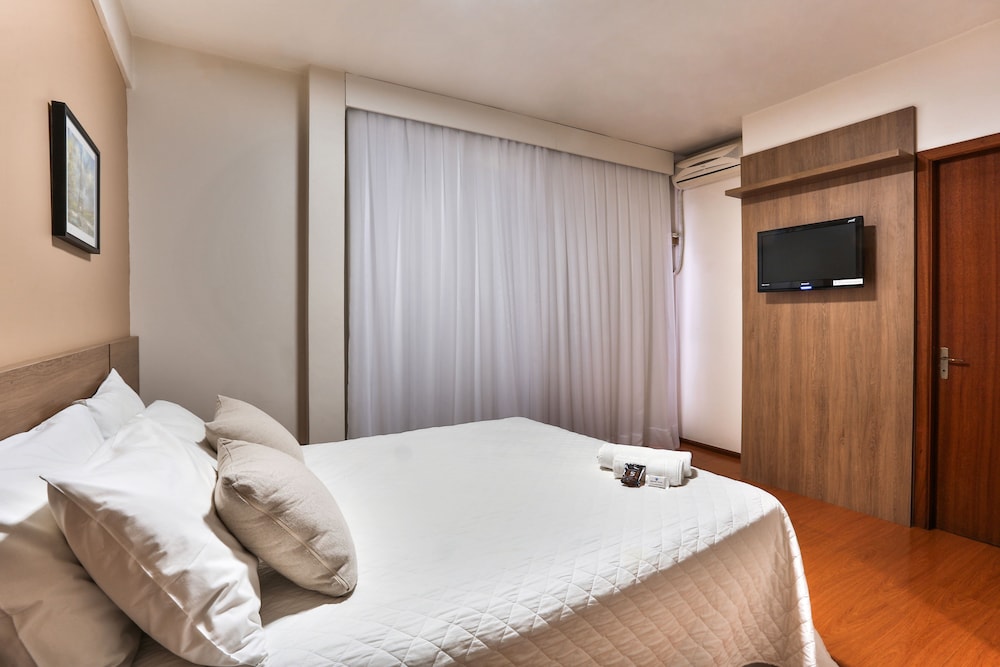 ZALLON HOTEL EXECUTIVE 17/53