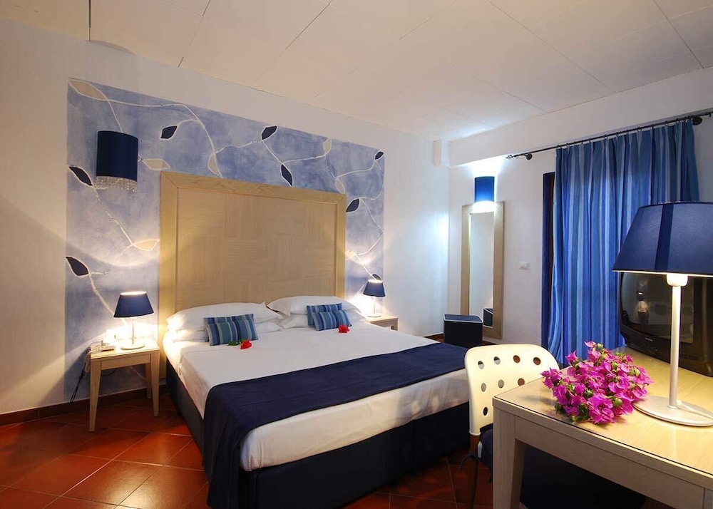 Hotel Cala Rosa 5/50