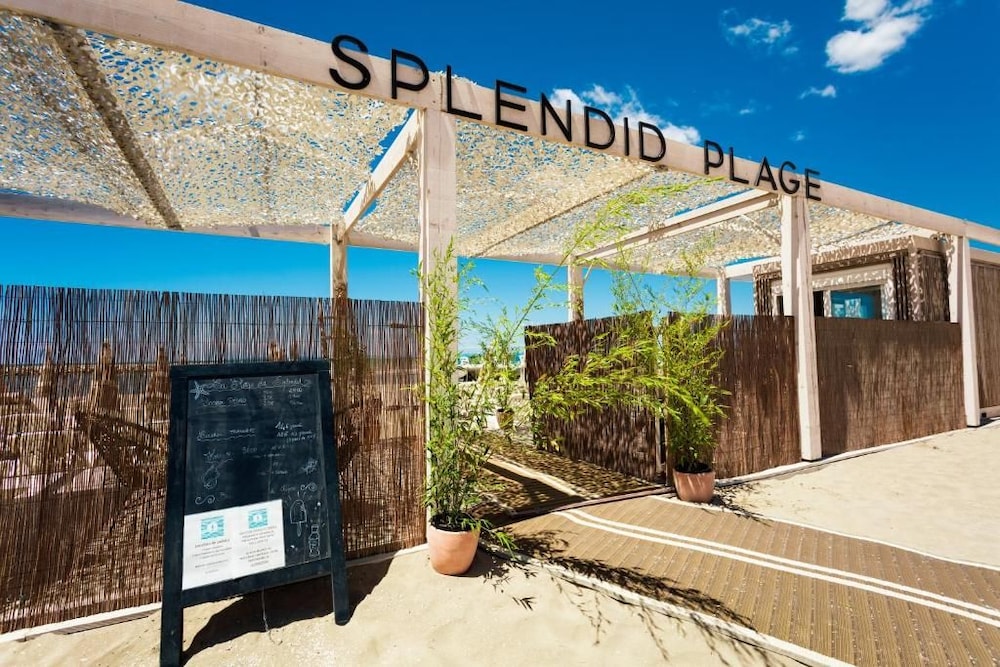 Splendid Hotel Camargue 20/41