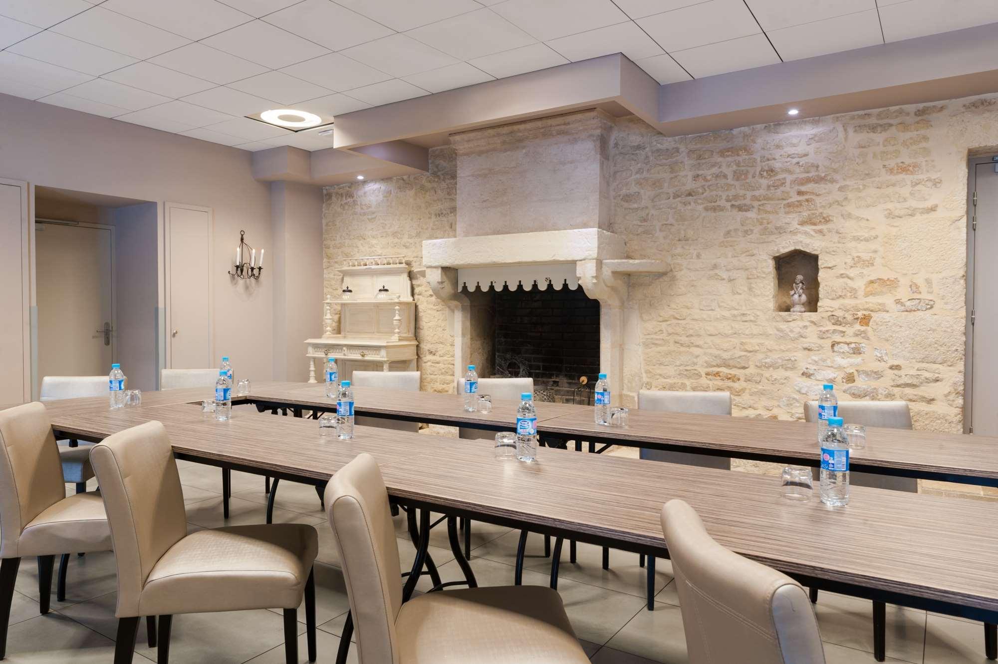 Hotel The Originals Niort La Grange 34/50