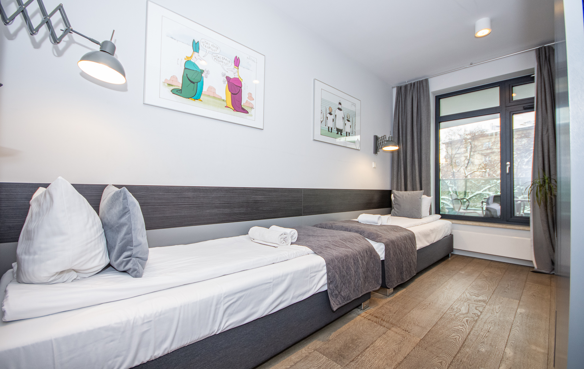 2 Bedrooms, Designer