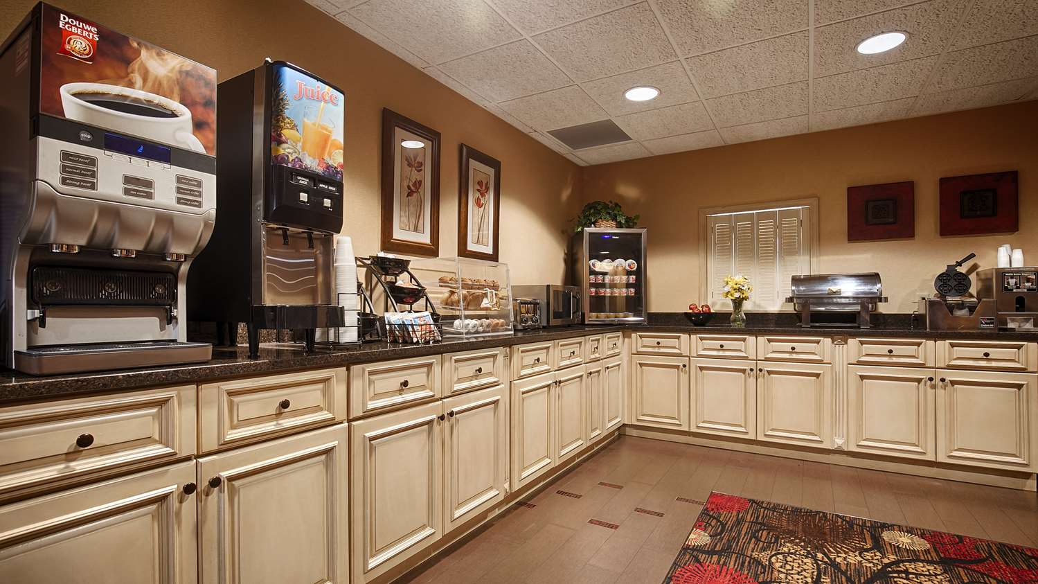 Best Western Plus Brandywine Inn & Suites 30/40