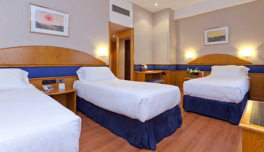 Agumar Hotel 14/48