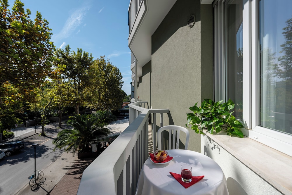 Aparthotel Pineda 26/55