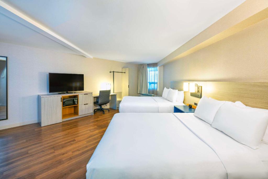 Upgrade, 2 Queen Beds