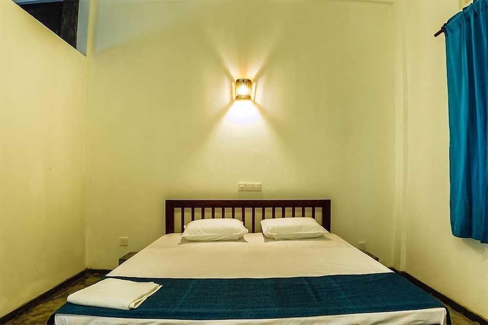 Colombo Beach Hostel 6/26