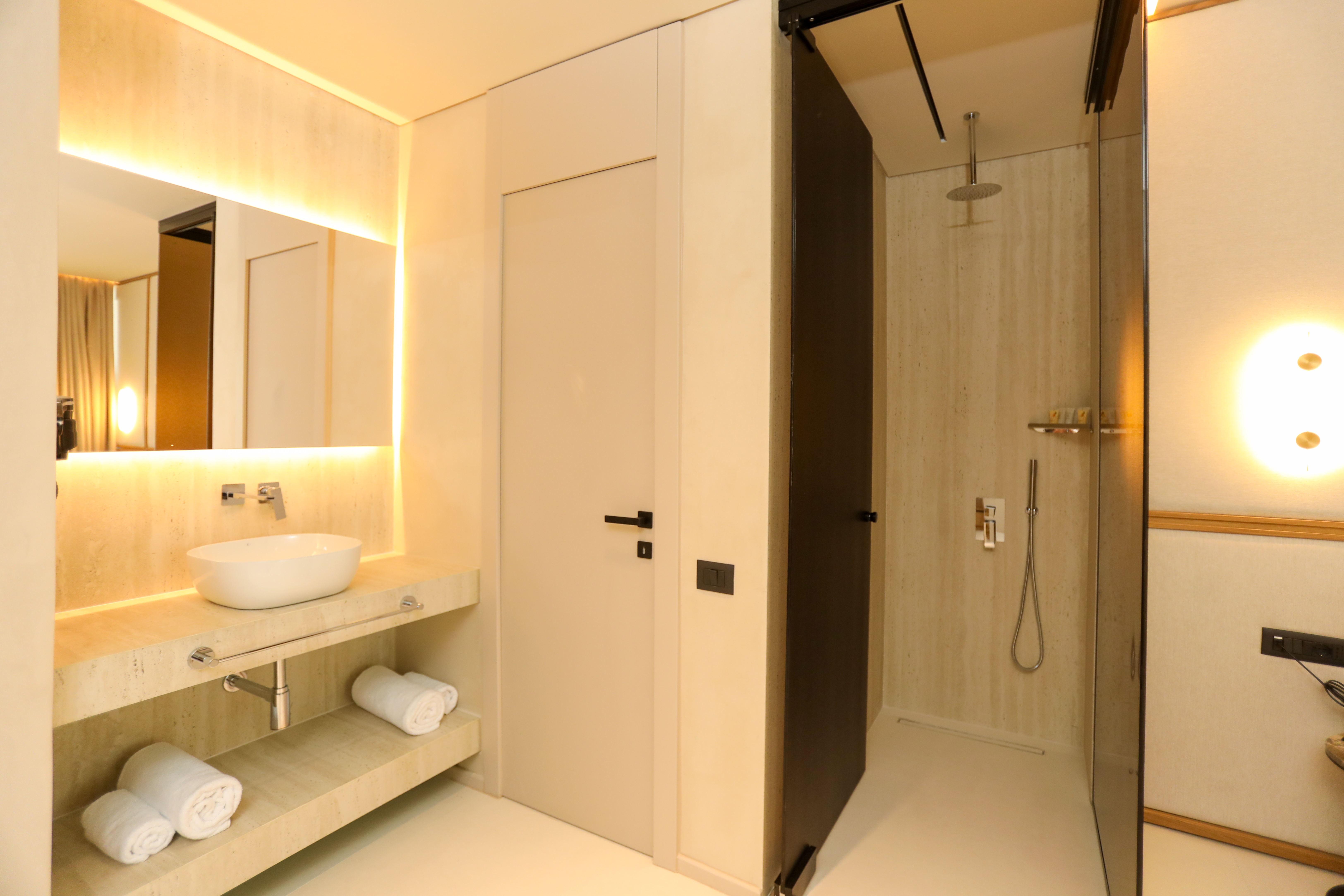 Sol Boutique Hotel 61/64