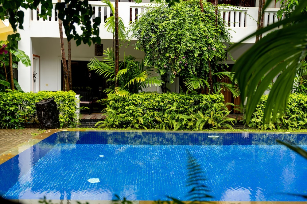 La Residence WatBo Hotel 56/64