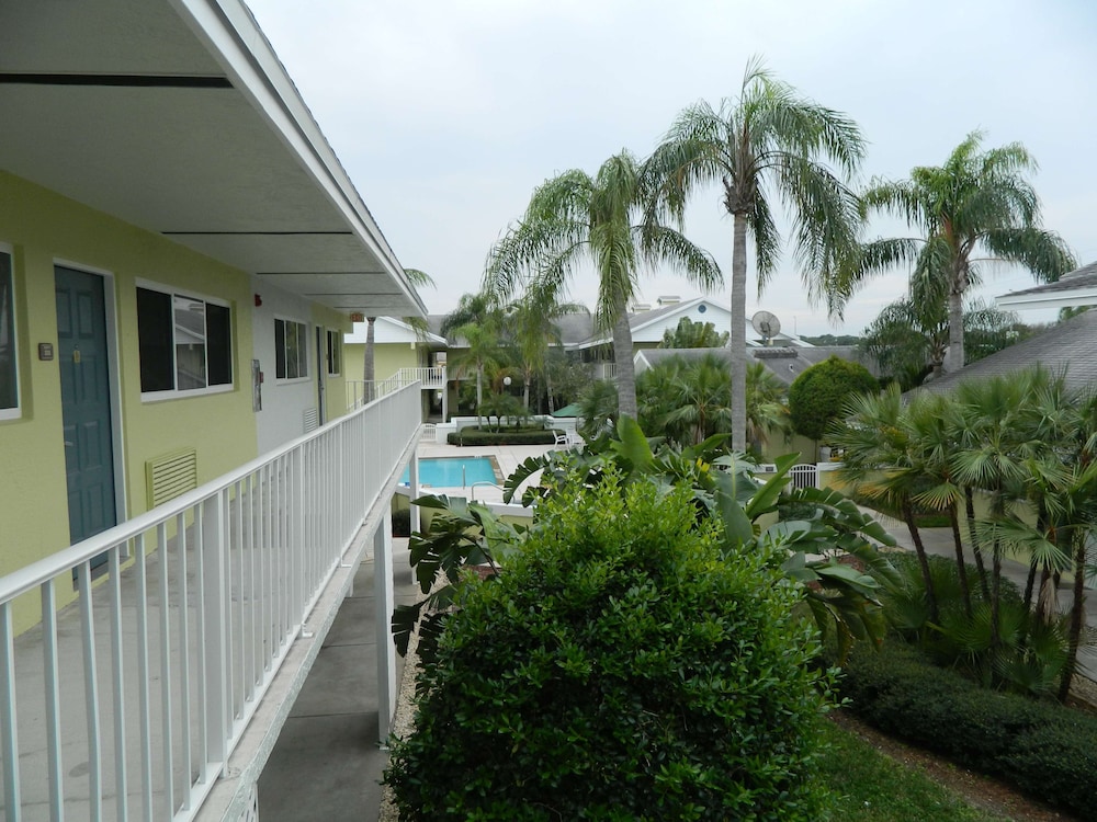 Best Western Port St. Lucie 6/38