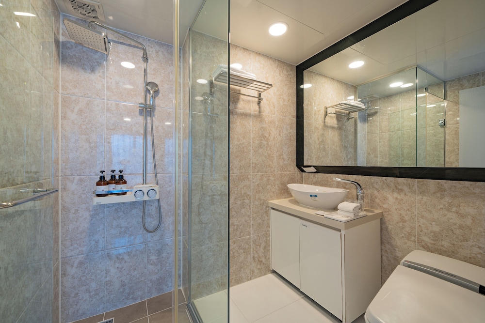 Cordelia Hotel Geoje 50/50