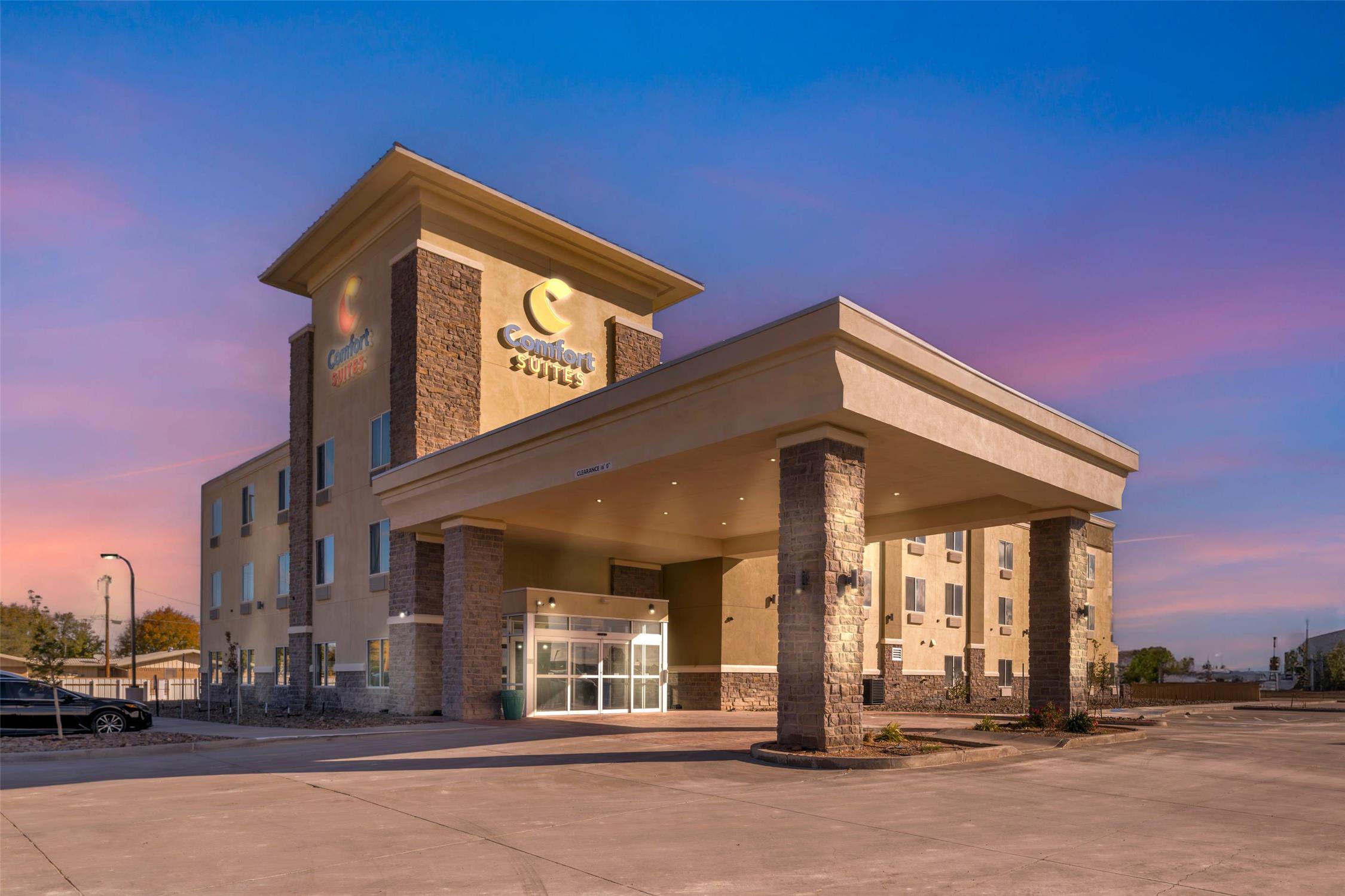 Comfort Suites Pecos 2/42