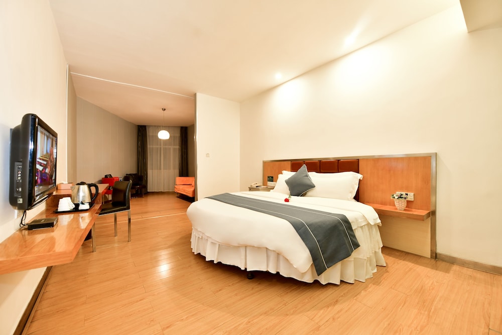 Inland, Romantic, King Bed