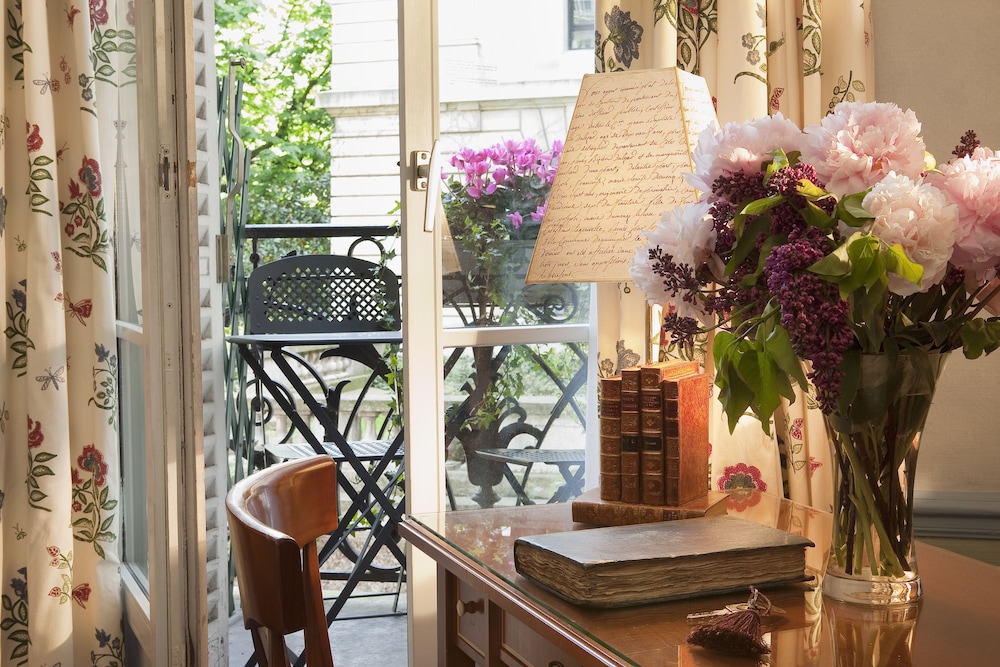 RESIDENCE HENRI IV 3/57