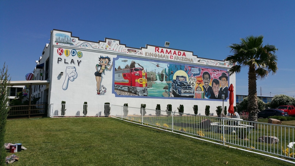 Ramada By Wyndham Kingman 2/52