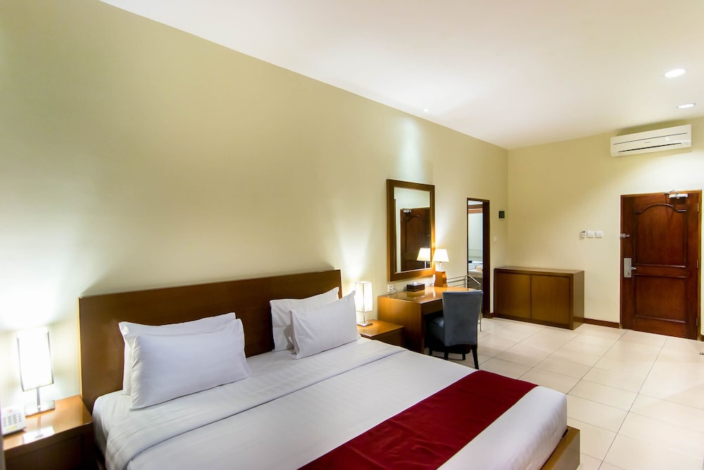 2 BEDROOMS, APARTMENT