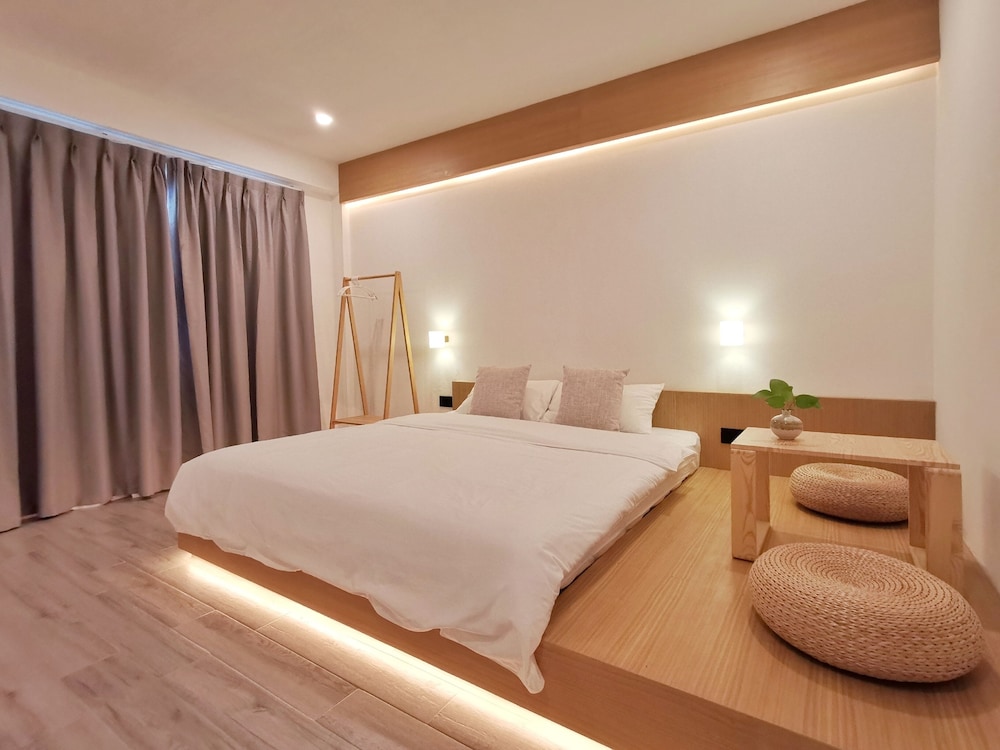 Hotel AONO 12/36