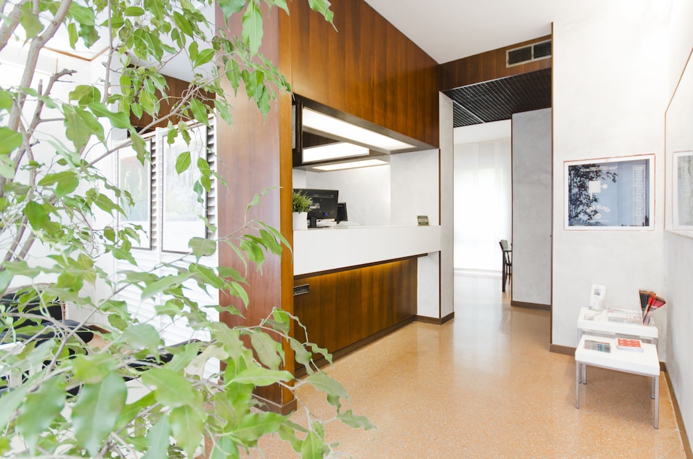 Hotel Molise 2 10/64