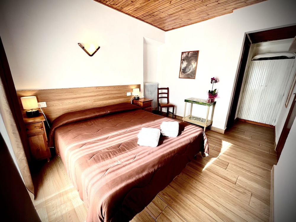 Hotel Pinguino 11/66