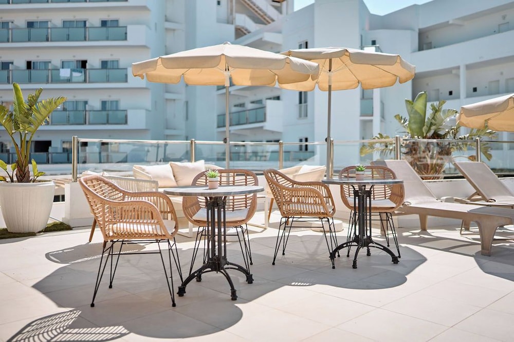 Hotel Ankaa 70/82