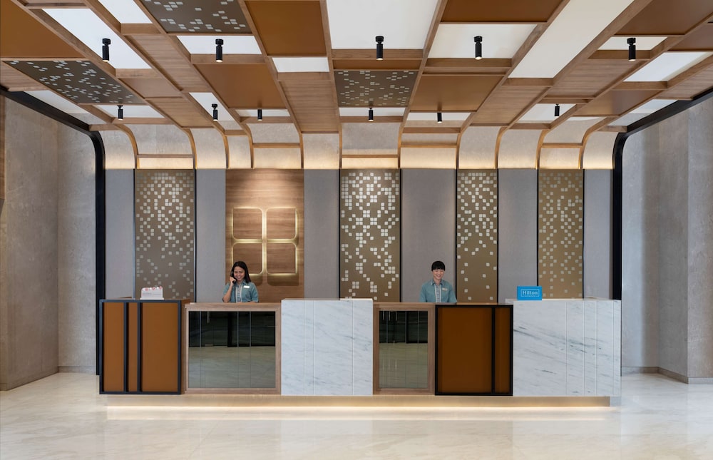 Hilton Garden Inn Jakarta Taman Palem 14/63