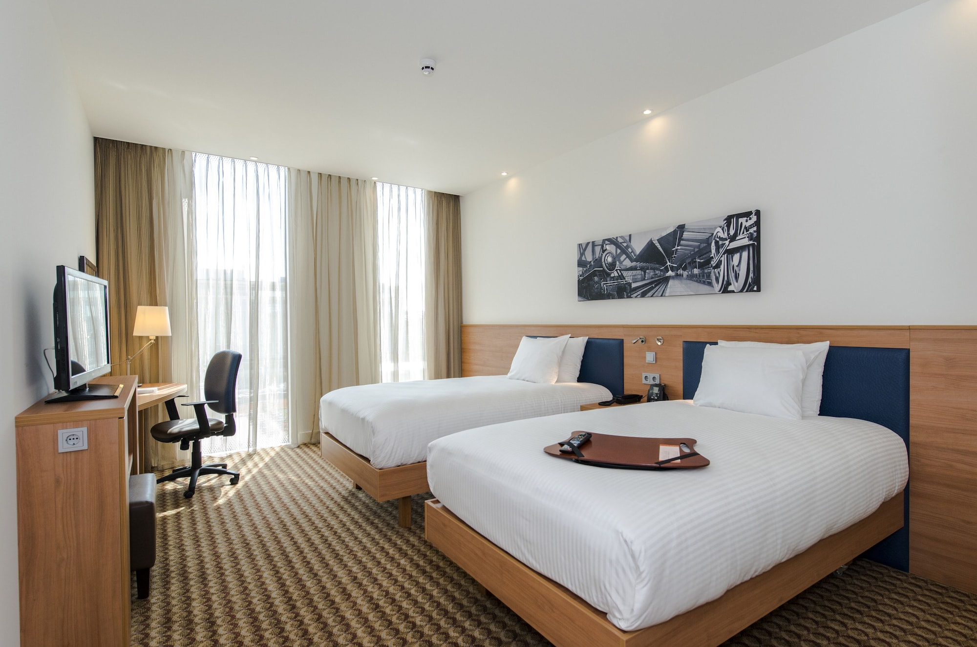 STANDARD, TWIN BEDS