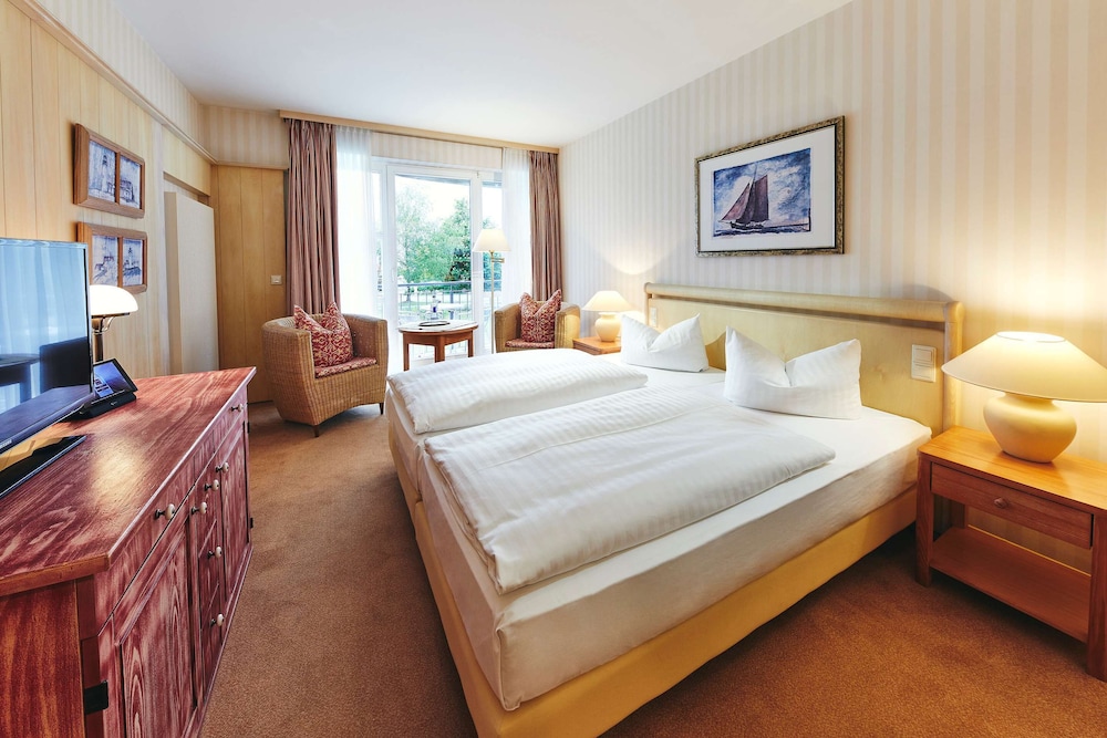 Dorint Strandresort And Spa Ostseebad Wustrow 12/81