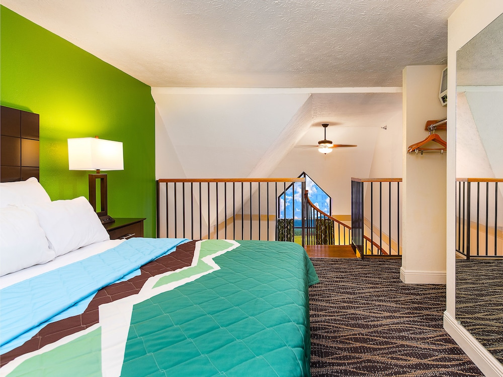 Country Cascades Waterpark Resort 20/68