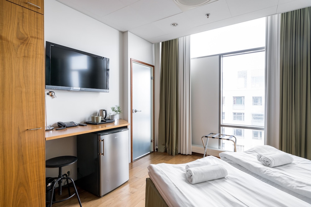 Hiisi Hotel Helsinki Jatkasaari 17/81