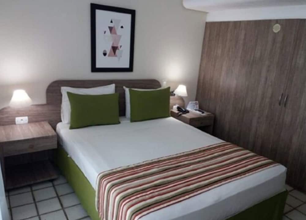 Hotel Golden Park Recife Boa Viagem By Nacional Inn 21/73
