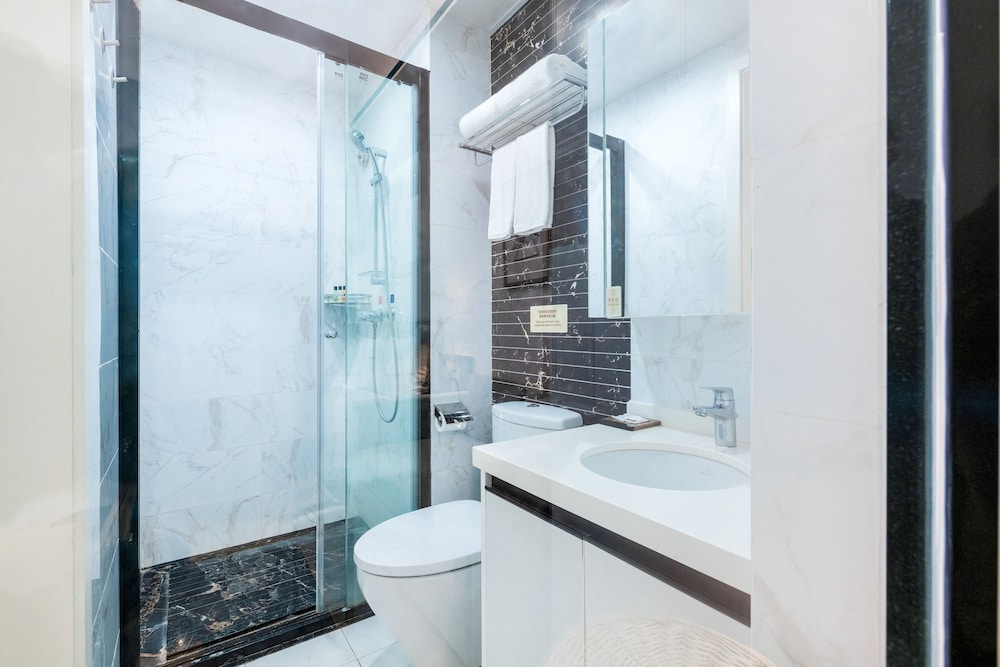 Jinzhonghuan Serviced Apartment 46/50