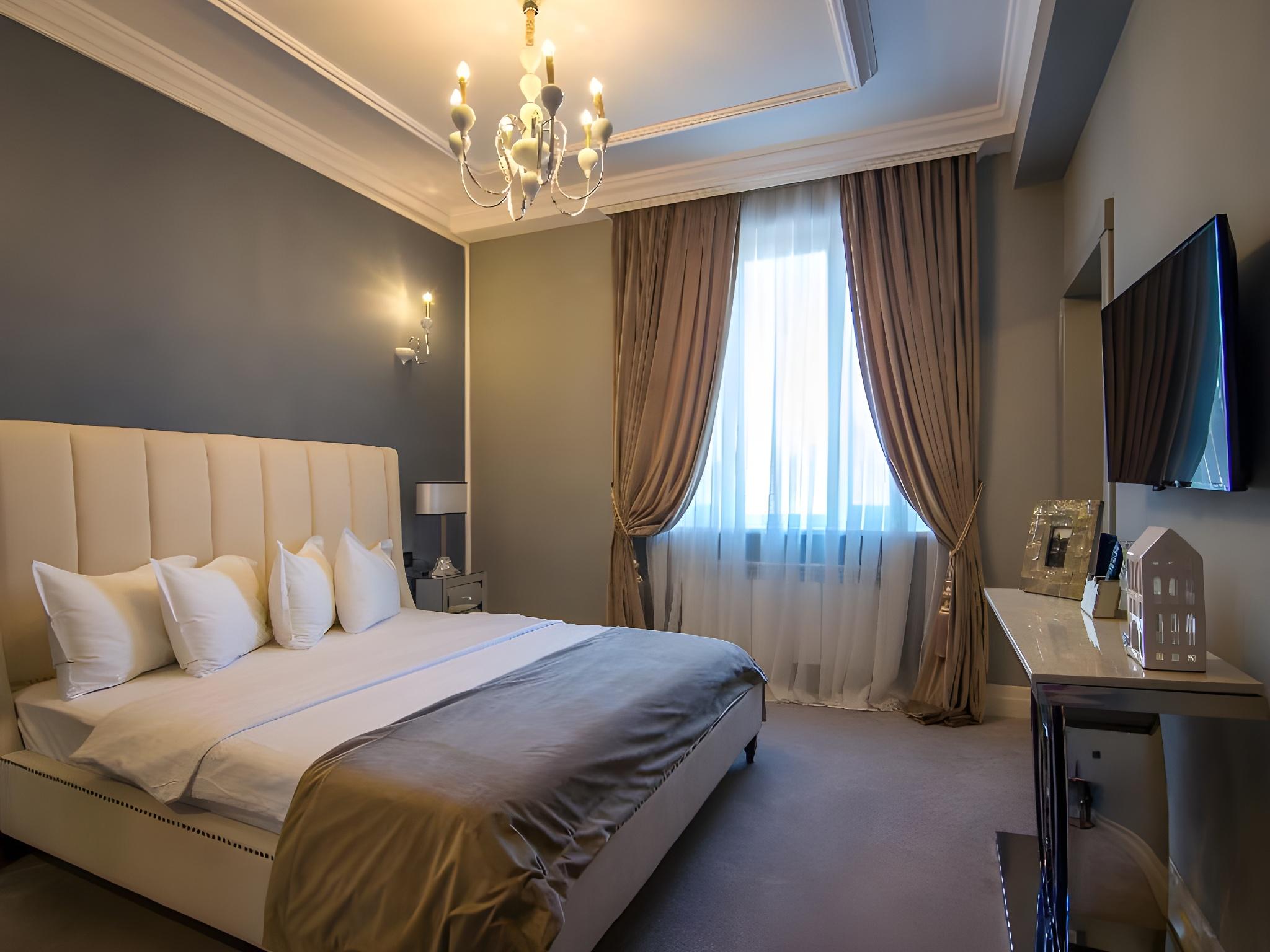 Executive, Suite, Apartment, Single